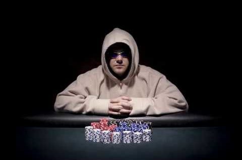 How To Play – NLH Multitable Tournaments – Stack Sizes and Bluffing Strategy