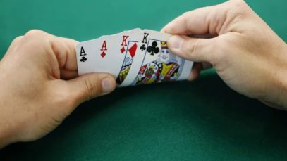 How To Play – Pot Limit Omaha – Bankrolls Administration Tutorial